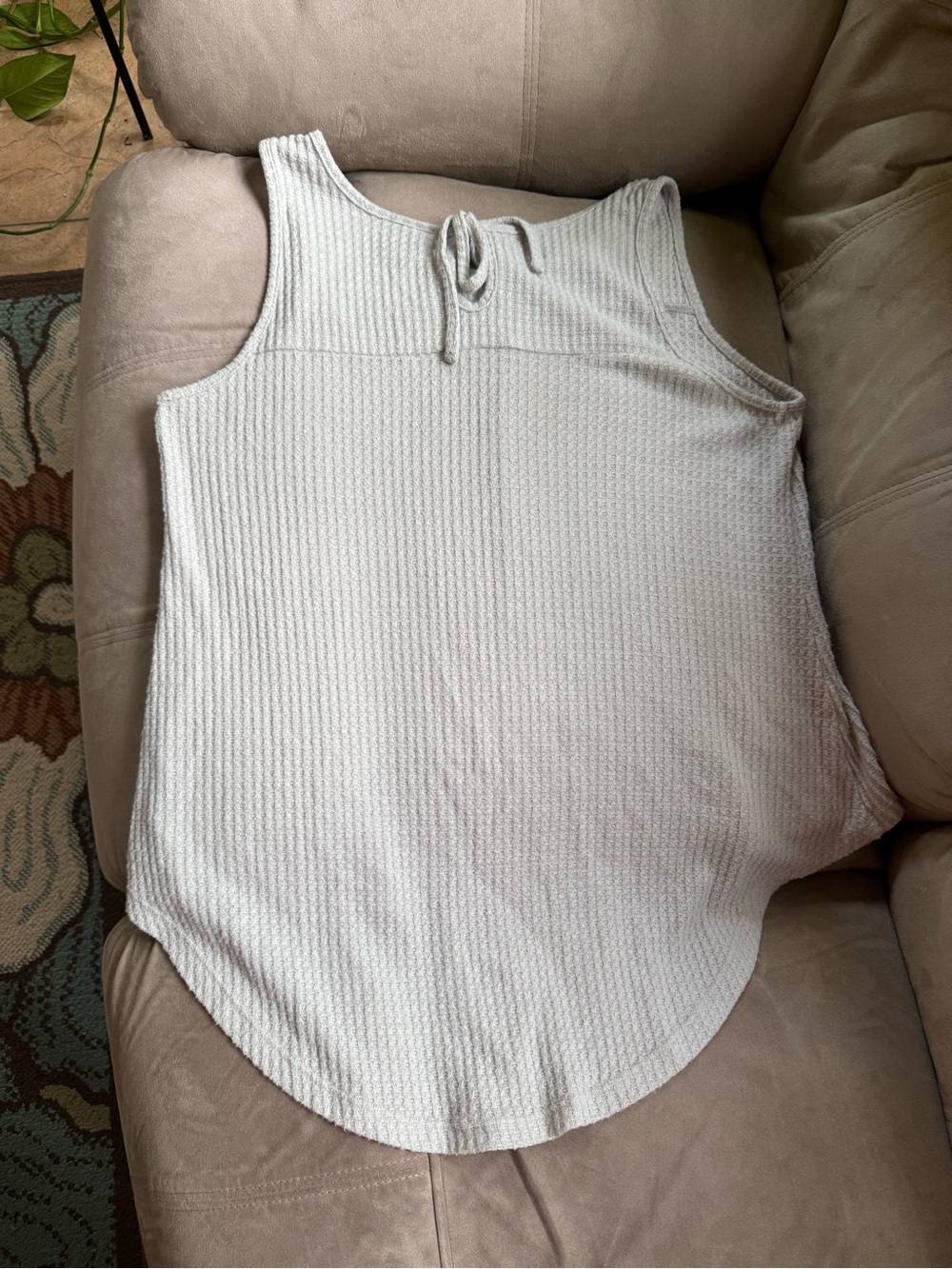 Canyon Creek Light Grey Sleeveless Waffle Knit Tunic with tie back - Picture 2 of 3